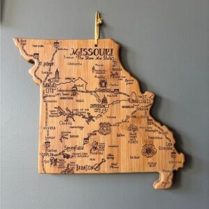 Missouri State Shaped Wooden Wall Art